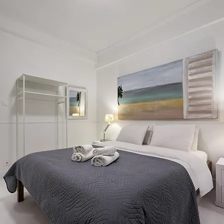 Apartment Chessboard Styled 2bd Next To Acropolis&metro