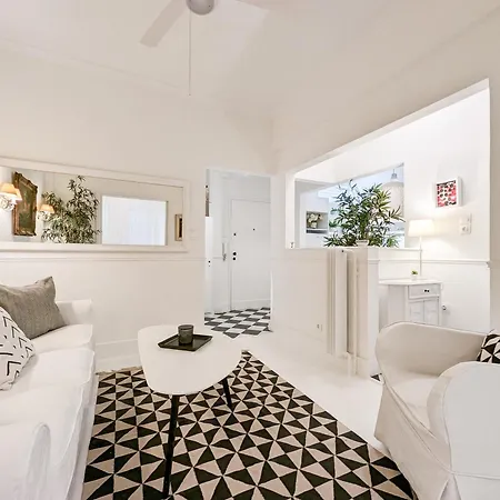 Chessboard Styled 2bd Next To Acropolis&metro Apartment