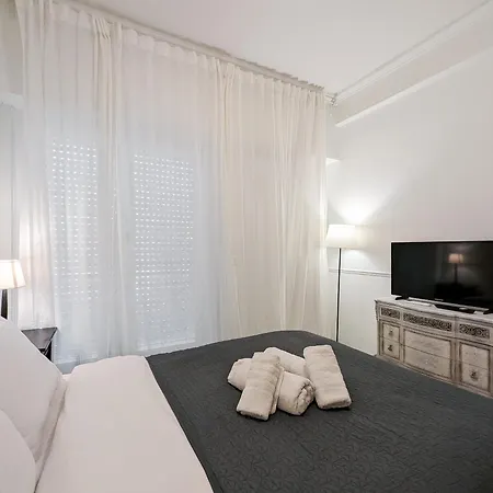 Chessboard Styled 2bd Next To Acropolis&metro Apartment Athens